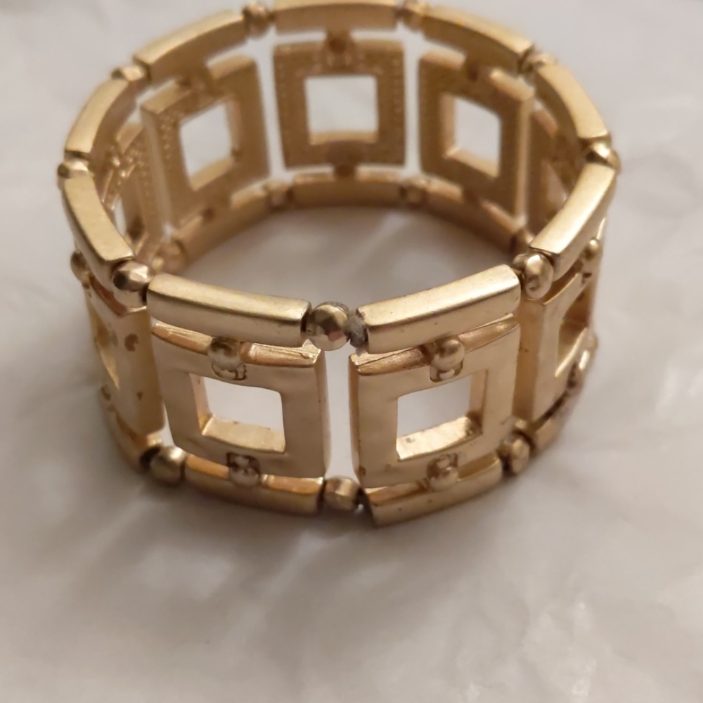 Lia Sophia bracelet